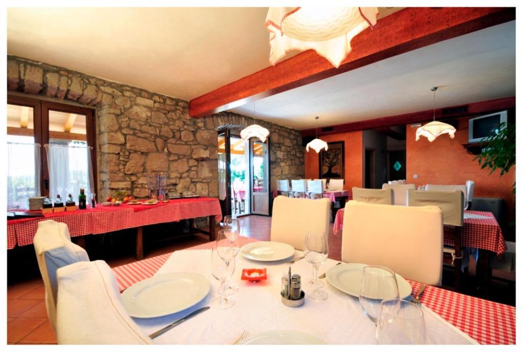 Villa Calussovo Ripenda Kras Extérieur photo