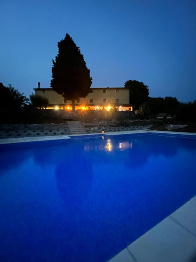 Villa Calussovo Ripenda Kras Extérieur photo