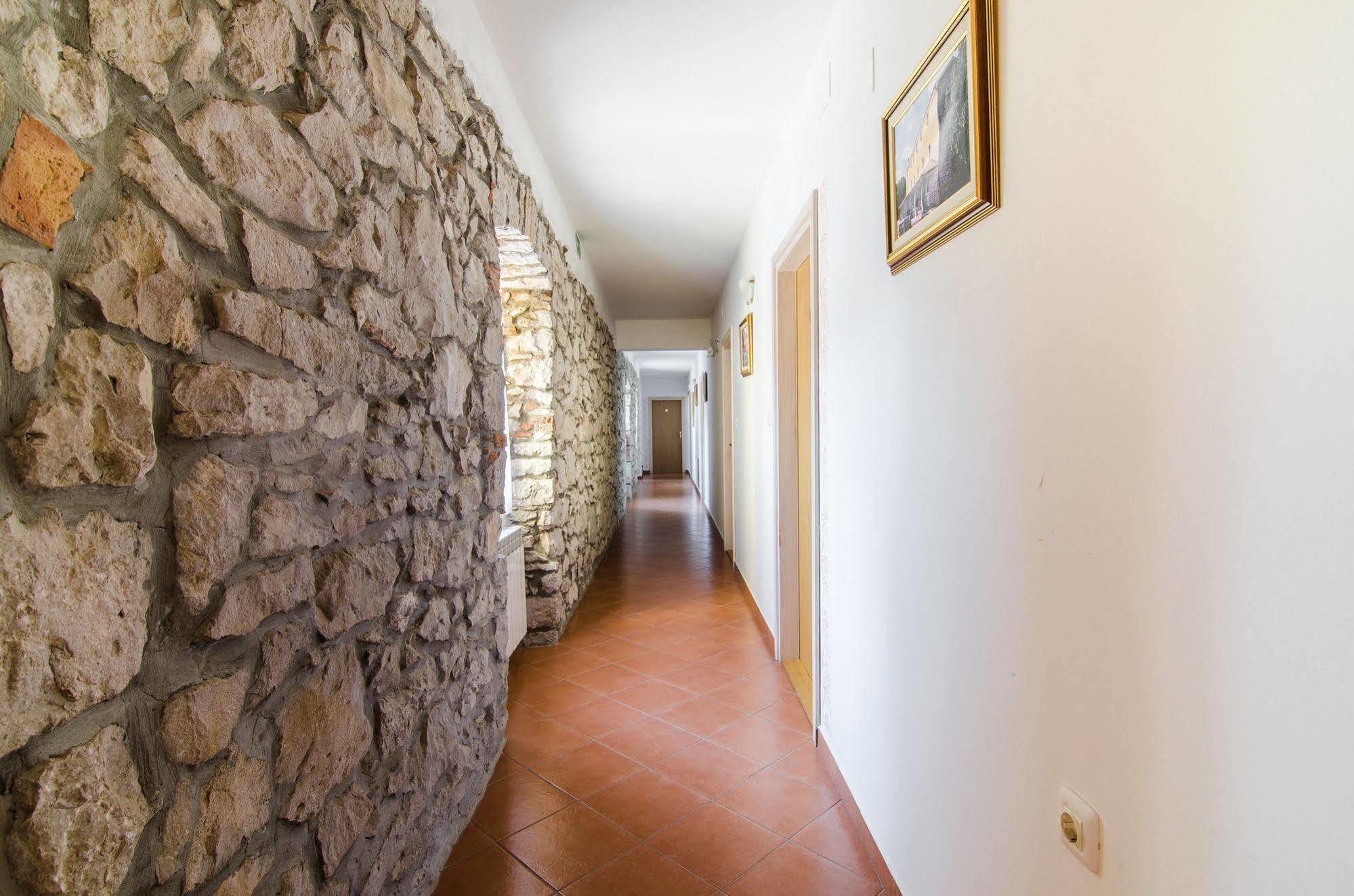 Villa Calussovo Ripenda Kras Extérieur photo